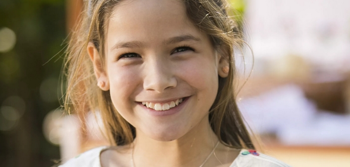 Priscila (Clara Galinari) – Personagens de “Espelho da Vida”