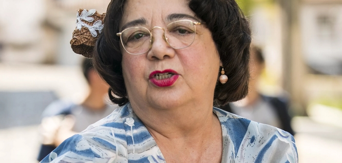 Zezé (Maria Mônica Passos) – Personagens de “Espelho da Vida”