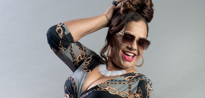 Coronela (Solange Couto) – Personagens de “O Tempo Não Para”