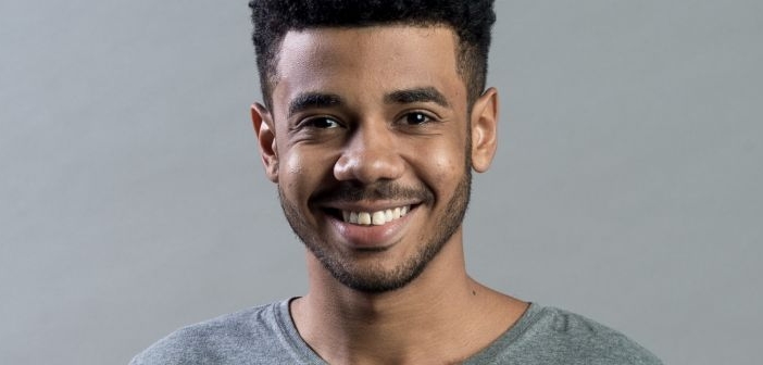 Omar (Max Lima) – Personagens de “O Tempo Não Para”