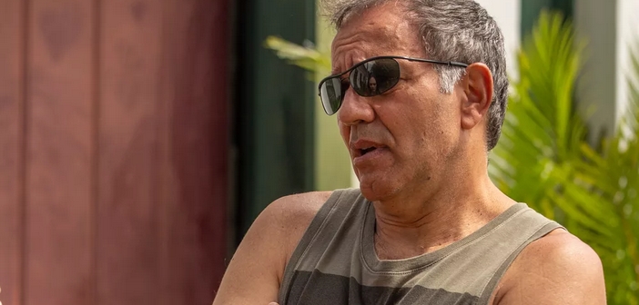 Verão 90: Herculano convida João para ter um programa na PopTV