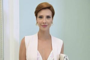 Sophia Alencar em Topíssima (Divulgação / Record TV)