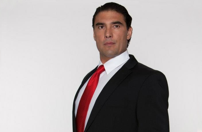 José Ângelo em Amores Verdadeiros (Divulgação / Televisa)