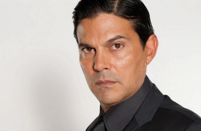 Salviano em Amores Verdadeiros (Divulgação / Televisa)