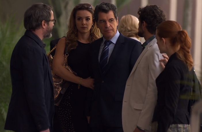 Lourenço, Cris, Jonas, Rodrigo e Nanda em A Vida da Gente (Reprodução / Globo)