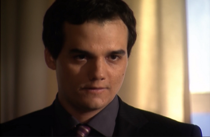 Paraíso Tropical: Olavo arma plano para prejudicar a imagem de Daniel Olavo em Paraíso Tropical (Reprodução / Globo)