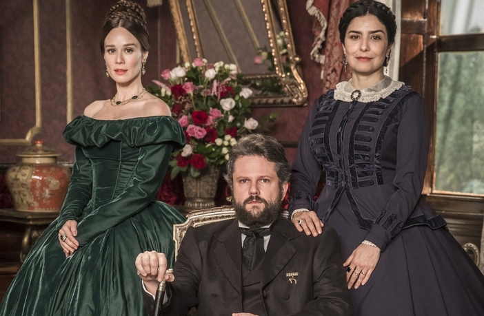 Luísa, Dom Pedro II, Teresa em Nos Tempos do Imperador (Divulgação / Globo)