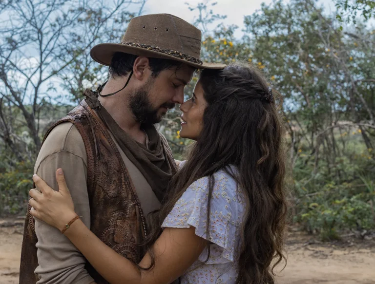 Zé Paulino e Candoca em Mar do Sertão (Divulgação / Globo)